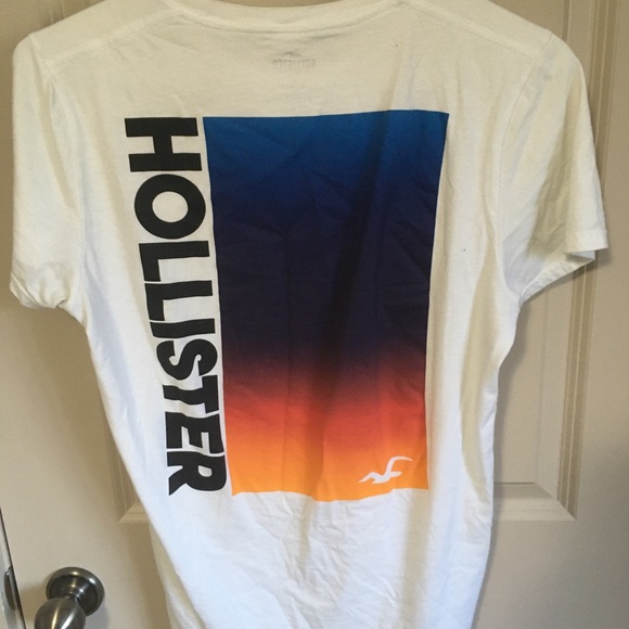 *HOLLISTER* T-Shirt - Picture 2 of 4